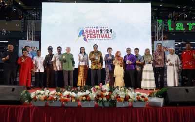 ผู้ช่วยเลขาธิการ ศอ.บต. ร่วมพิธีเปิดงานมหกรรมท่องเที่ยวและวัฒนธรรมอาเซียน 2567 ASEAN Festival 2024 ยกระดับ ผู้ผลิตสินค้า และบริการฮาลาลไทยสู่ตลาดฮาลาลอาเซียน